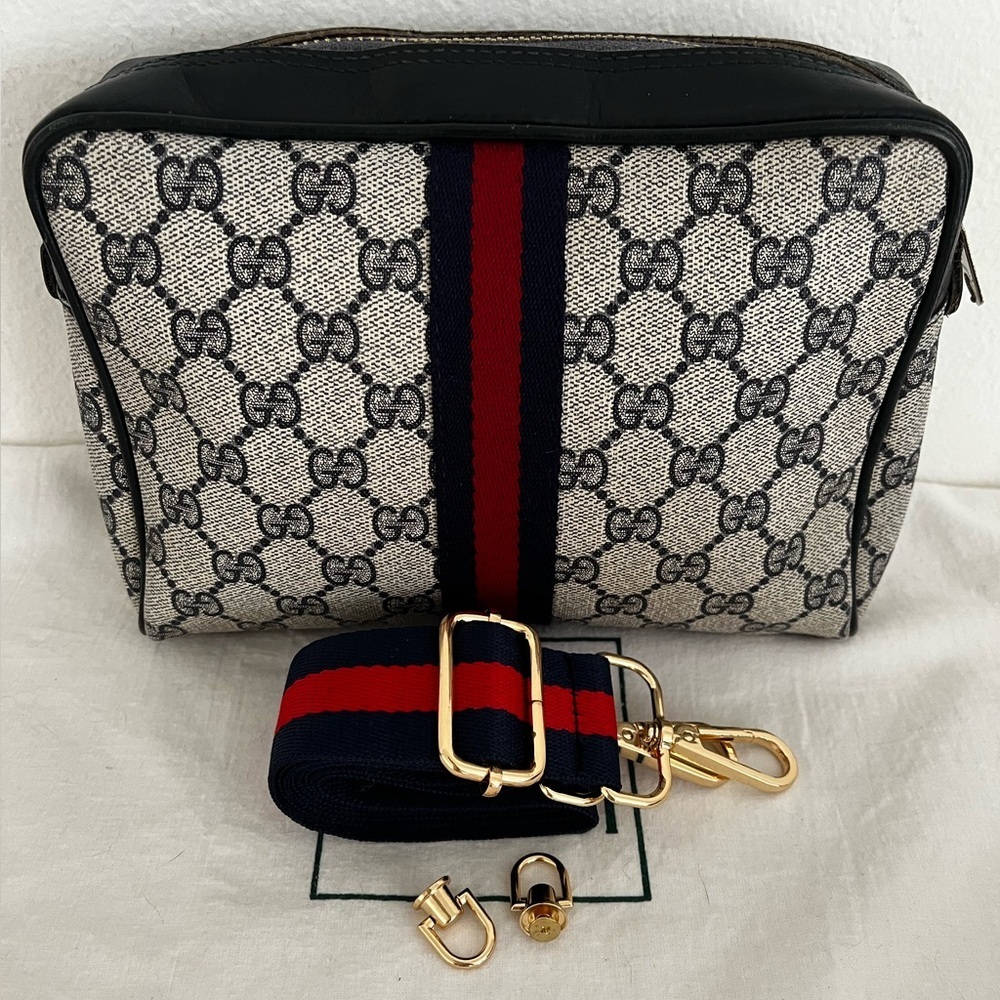Gucci Web Stripe Cosmetic Pouch Blue Unbrand Strap D-rings Vintage 1970s-1984 - Picture 5 of 17